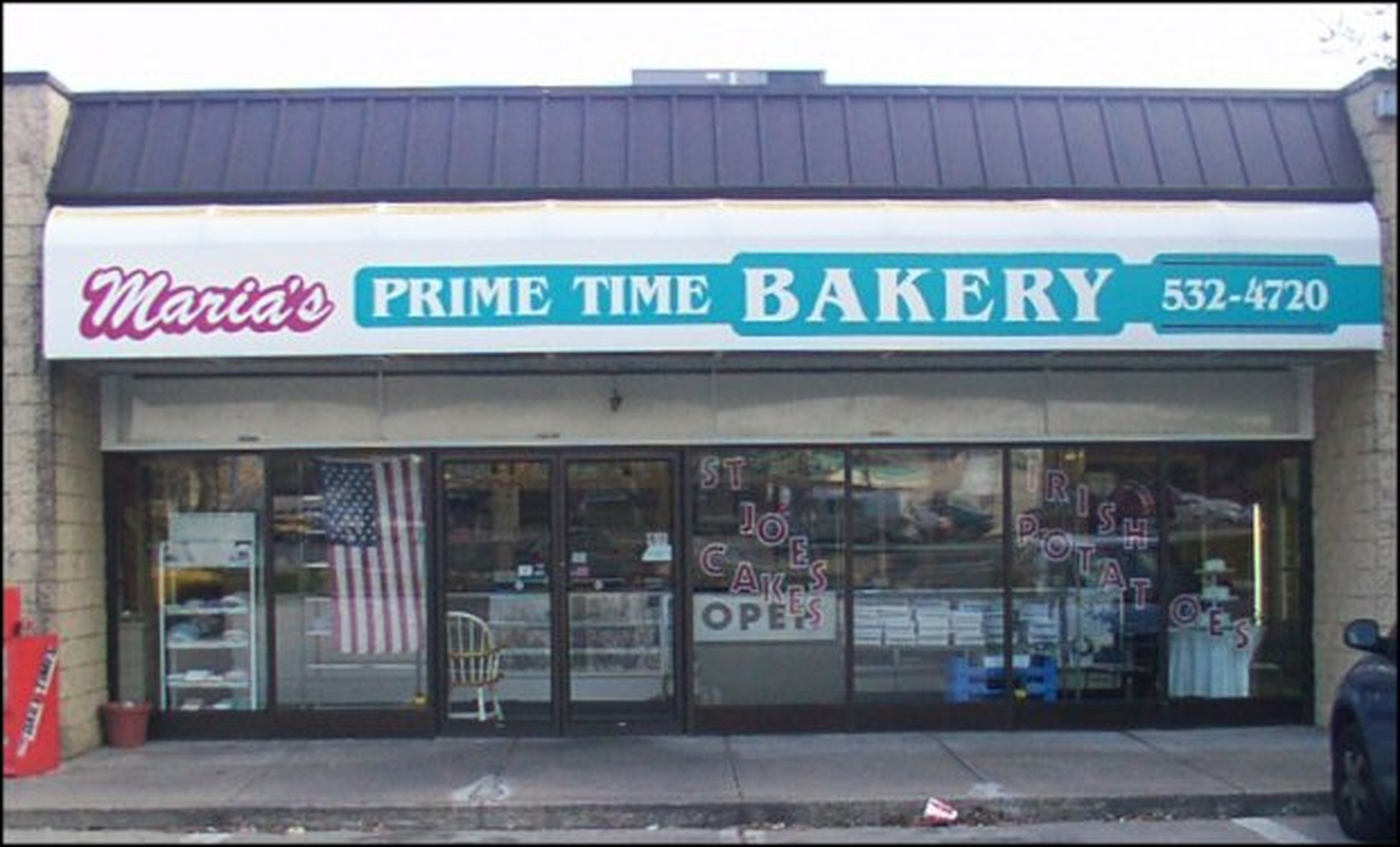 Maria's Prime Time Bakery original storefront sign